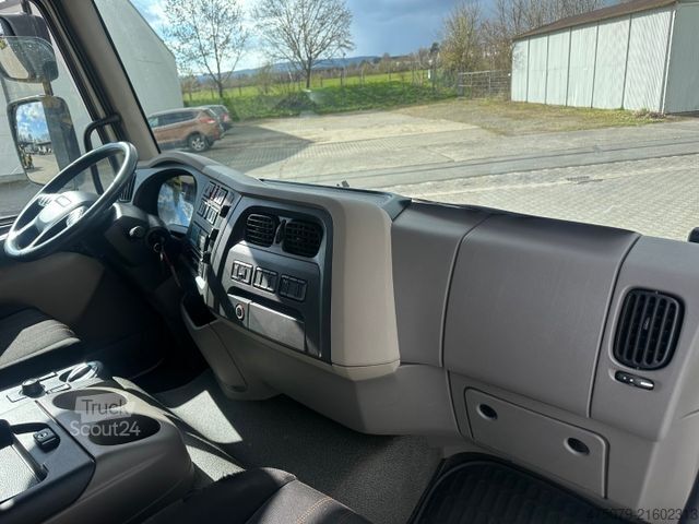 Camion refrigerato DAF LF 260 / Thermo King 1000 R Spectrum / LBW