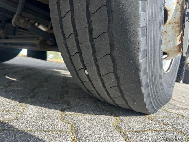 Camion refrigerato DAF LF 260 / Thermo King 1000 R Spectrum / LBW