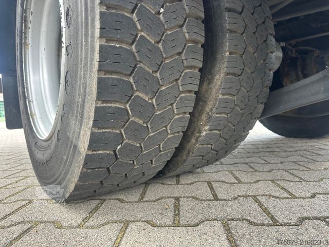 Camion refrigerato DAF LF 260 / Thermo King 1000 R Spectrum / LBW