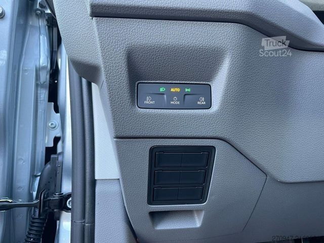 Fourgon pick-up MAN TGE 3.180 Pritsche DOKA MR 4x4 ACC LED DIFF-SPER