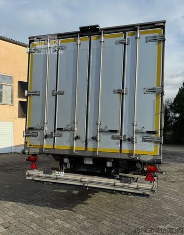Refrigerated truck MERCEDES-BENZ Antos 2540/Durchladbar/2xLBW/1xKammer/2inStock