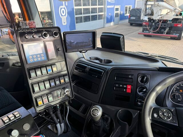 Veegmachine MERCEDES-BENZ ATEGO 1323 Kehrmaschine FAUN VIAJET