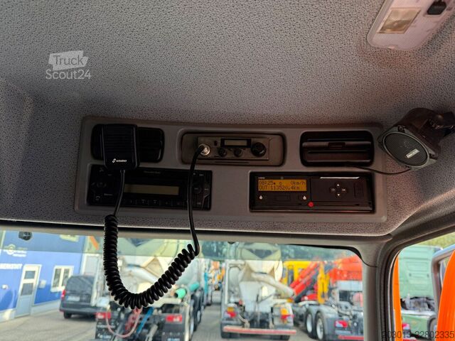 Veegmachine MERCEDES-BENZ ATEGO 1323 Kehrmaschine FAUN VIAJET