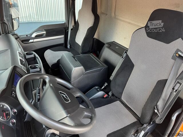 Speciální nákladní automobil MAN TGS 26.430/Pritsche6,10m/Lenkachse/ADR/NL16,4 to