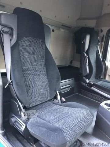 Volume SZM Mercedes-Benz Actros 1845 LS LOW MEGA Streamspace Intarder