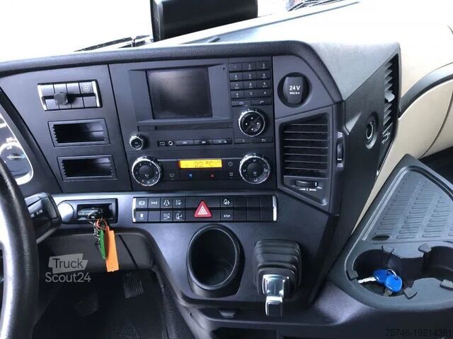 Volume SZM Mercedes-Benz Actros 1845 LS LOW MEGA Streamspace Intarder