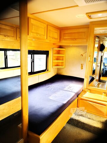 Integrated camper TSL Landsberg/ Rockwood Rockwood Classic Royal 940 EB/SO