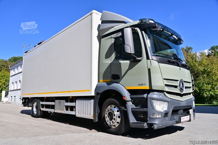 Škatlasti tovornjak Mercedes-Benz Antos 1833  Retarder LBW Bett Alufelgen AHK