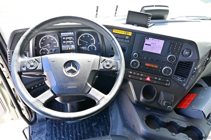 Škatlasti tovornjak Mercedes-Benz Antos 1833  Retarder LBW Bett Alufelgen AHK