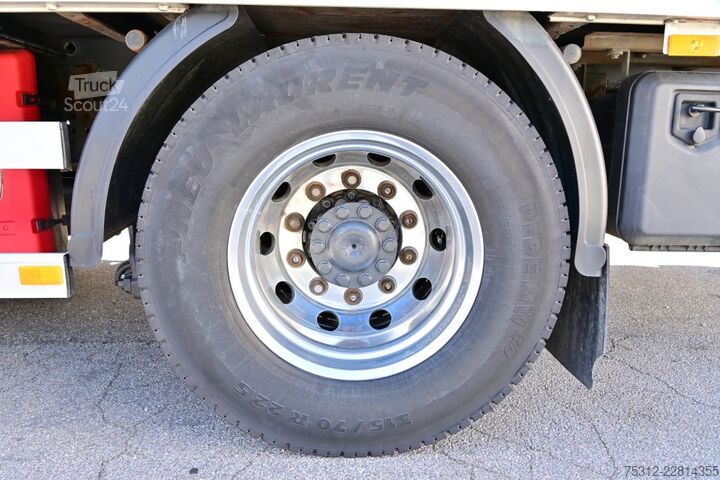 Камион-фургон Mercedes-Benz Antos 1833  Retarder LBW Bett Alufelgen AHK