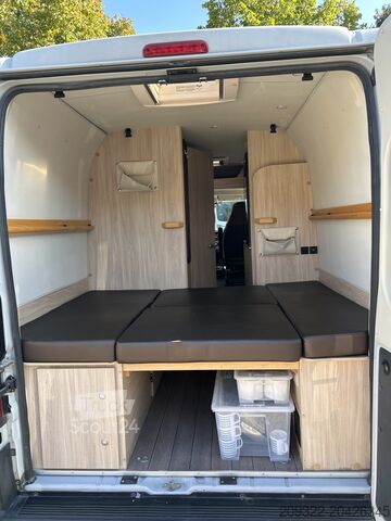 τροχόσπιτο/αυτοκινούμενο τροχόσπιτο Fiat Weinsberg Carabus 600 K | 4 Posti Letto | Completamente Attrezzato