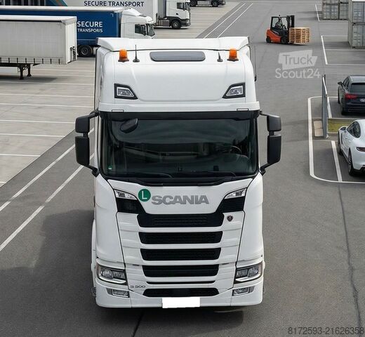 Tracteur routier standard SCANIA S 500
