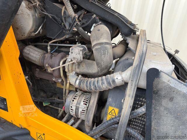 Račiakas krautuvas JCB 3CX Plus, 2021 BJ, 5.436 H, 81 KW/ 110 PS