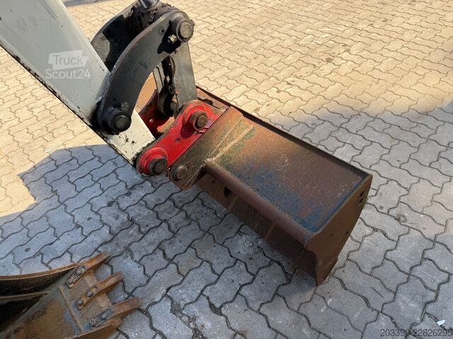 Mini ekskavatorius BOBCAT E50 / 2016 BJ / 3.381 H  / 2 x Löffel / MS03