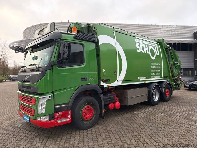 Autospecială de gunoi VOLVO FM330 6X2
