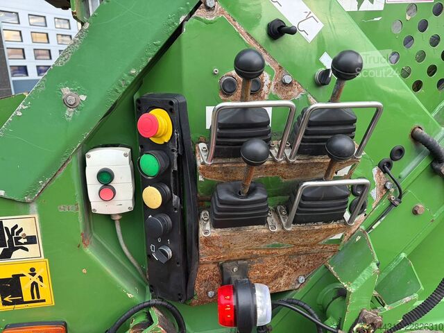 Autospecială de gunoi VOLVO FM330 6X2