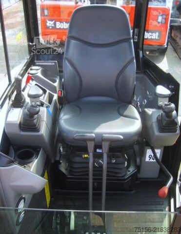 Mini excavator Bobcat E27 Bj.: 2024 Lehnhoff MS03