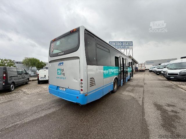 Autocar interurban IVECO CROSSWAY 12 MT