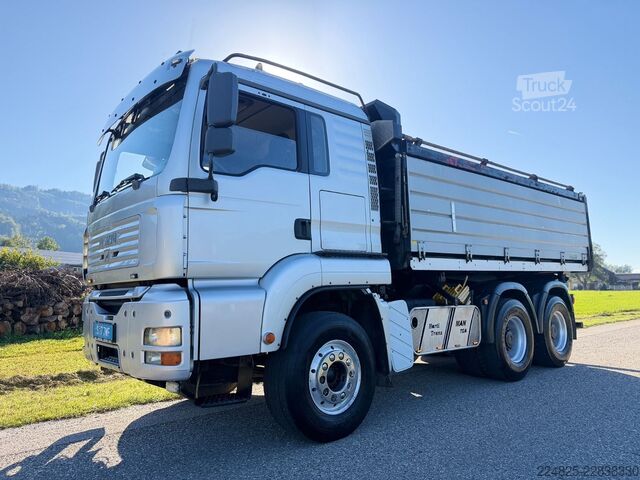 Camion-benne tricar MAN TGA 33.430 6X4 Blatt Dreiseitenkipper Retarder
