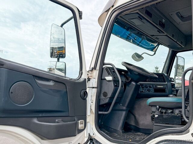 Камион с кука за контейнери VOLVO FMX 450 * Abrollkipper 5,30 m * 6x4 Top Zustand!