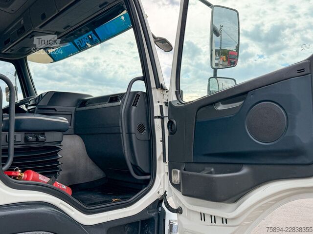 Камион с кука за контейнери VOLVO FMX 450 * Abrollkipper 5,30 m * 6x4 Top Zustand!