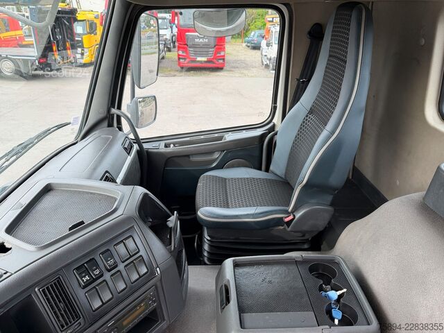 Камион с кука за контейнери VOLVO FMX 450 * Abrollkipper 5,30 m * 6x4 Top Zustand!