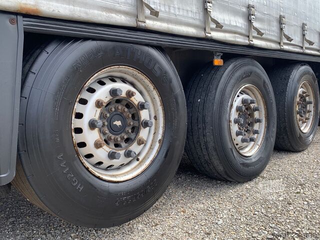 Nyitott ponyvás félpótkocsi SCHMITZ CARGOBULL SCS24/6 Standard_ Power Curtain_ Liftachse