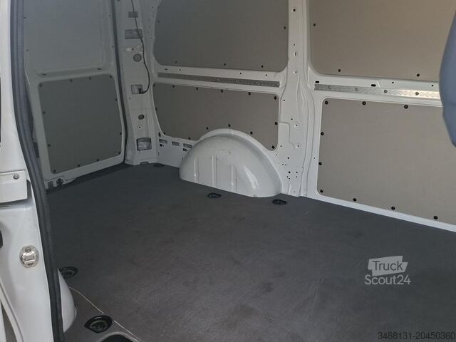 Ploščati dostavnik Mercedes-Benz VITO 116 NEUES MODELL AUTOM AHK KAMERA NAVI MBUX