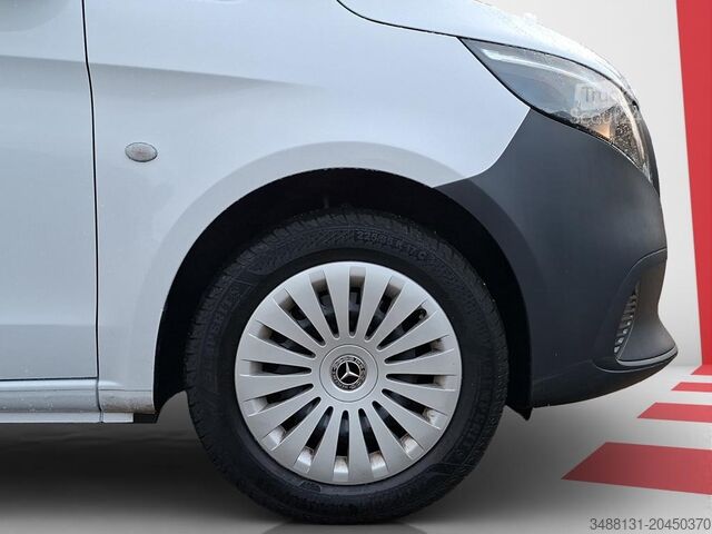 Panelinis furgonas Mercedes-Benz VITO 116 NEUES MODELL AUTOM AHK KAMERA NAVI MBUX