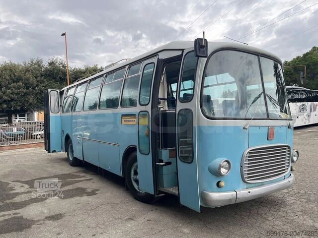 Intercity bus Fiat 309/1