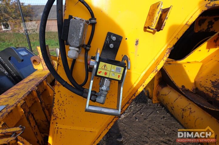 Telehandler JCB 537 135 JCB 537 125 telehandler with remote con...