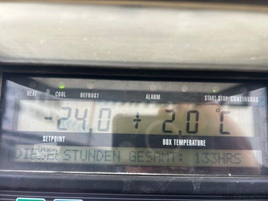 Semirremolque de plataforma baja KRONE SD COOL LINER, CARRIER VECTOR 1550 DOPPELSTOCK