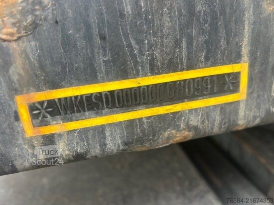 Semirremolque de plataforma baja KRONE SD COOL LINER, CARRIER VECTOR 1550 DOPPELSTOCK