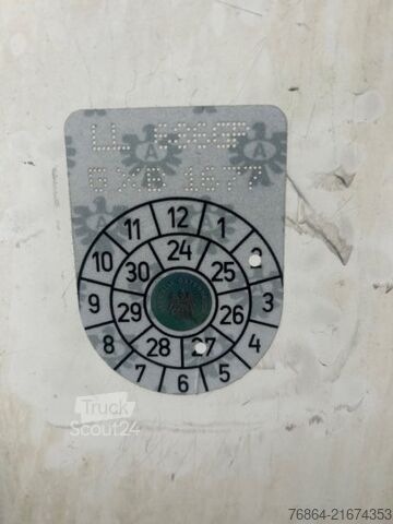 Semirremolque de plataforma baja KRONE SD COOL LINER, CARRIER VECTOR 1550 DOPPELSTOCK