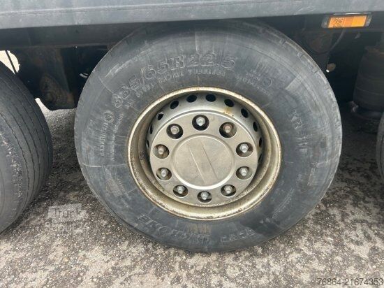 Semirremolque de plataforma baja KRONE SD COOL LINER, CARRIER VECTOR 1550 DOPPELSTOCK