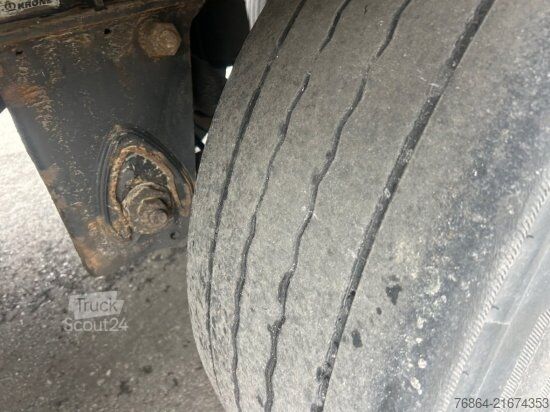 Semirremolque de plataforma baja KRONE SD COOL LINER, CARRIER VECTOR 1550 DOPPELSTOCK