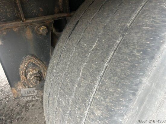 Semirremolque de plataforma baja KRONE SD COOL LINER, CARRIER VECTOR 1550 DOPPELSTOCK