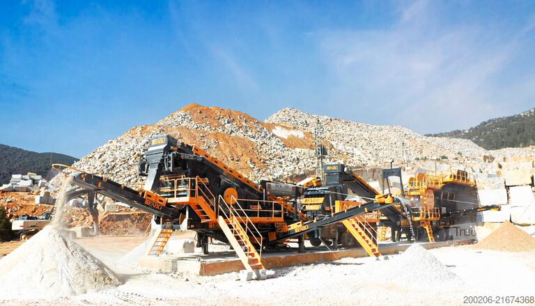 Installation de concassage mobile FABO MCK-110 Mobile Crushing Plant