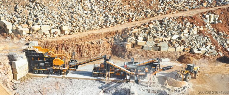 Installation de concassage mobile FABO MCK-110 Mobile Crushing Plant