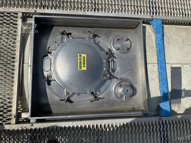 Conteneur-citerne CIMC 20FT ISO 25.000L / UN PORTABLE  T11 / 2.5Y + CS...