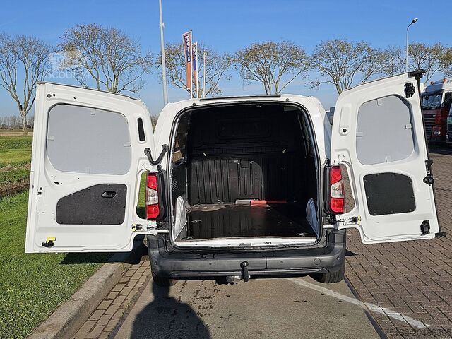 čemodāns OPEL COMBO 1.6 D