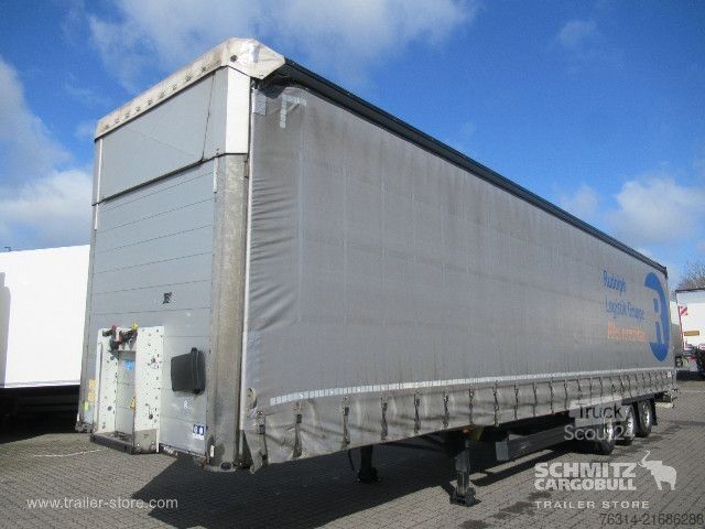 Semirremolque abierto con toldo Schmitz Cargobull Curtainsider Mega Getränke