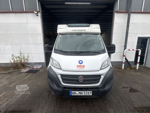 Autorulotă semi-integrată Fiat Ducato Weinsberg Carasuite 650MF 2020 | Schaltgetriebe | 5 Schlafplätze