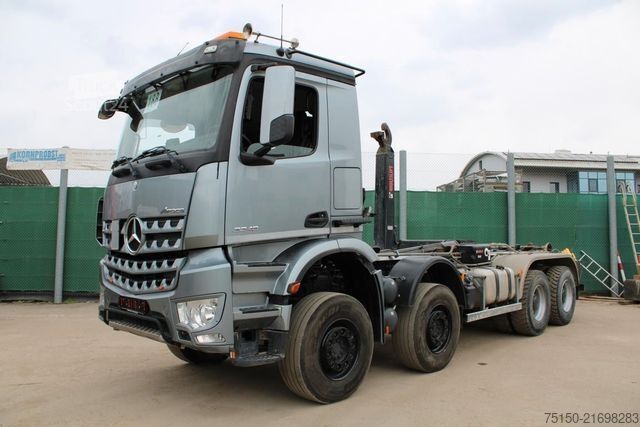 Autocamion cu cârlig pentru containere MERCEDES-BENZ 3248 8x4 BB HIAB MULTILIFT XR30S61  Nr.: 188