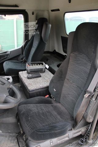 Autocamion cu cârlig pentru containere MERCEDES-BENZ 3248 8x4 BB HIAB MULTILIFT XR30S61  Nr.: 188