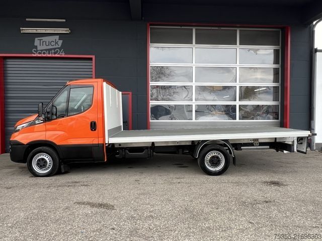 Dubă pick-up IVECO Daily 35S14A MAXI HiMatic Klima 4,35m Plattform