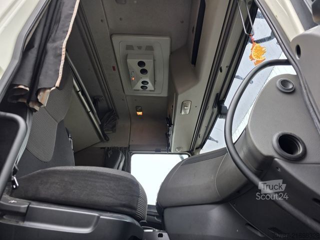 Cap tractor standard DAF XF 460 SC,ZF Intarder, Standklima, Kühlschrank