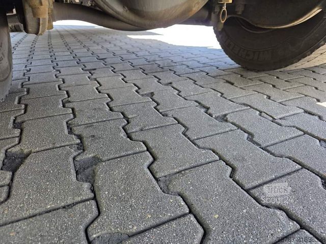 Cap tractor standard DAF XF 460 SC,ZF Intarder, Standklima, Kühlschrank