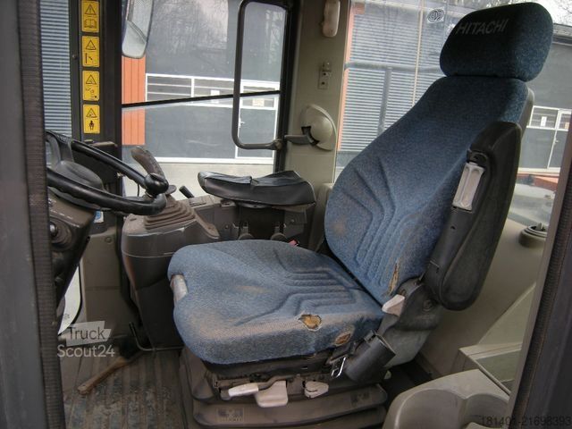 Riteņu iekrāvējs HITACHI Radlader HITACHI ZW200