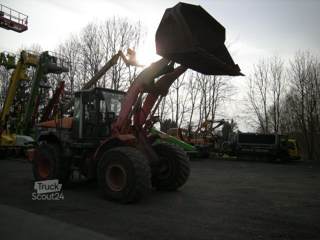 Riteņu iekrāvējs HITACHI Radlader HITACHI ZW200